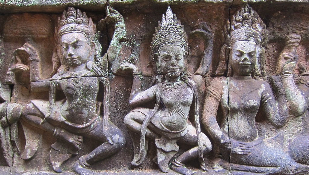 Sculptures d'apsaras