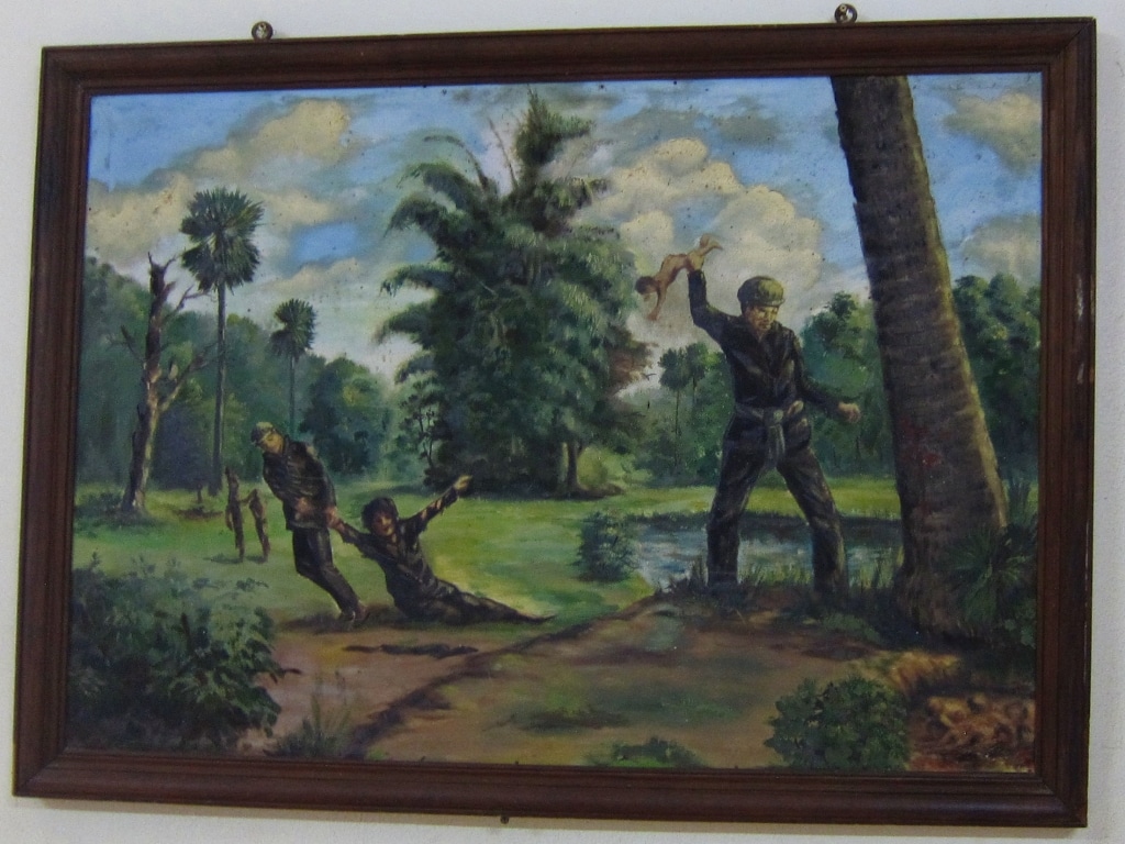 Tuol Sleng - S21 - Peinture d'un détenu qui montre comment les bébés étaient tués contre un arbre.