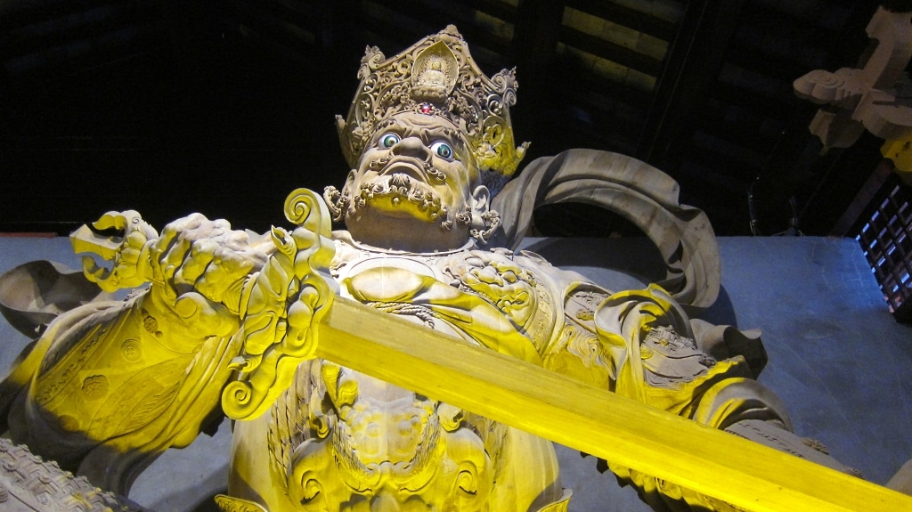 Un des quatre gardiens du Temple de Leshan