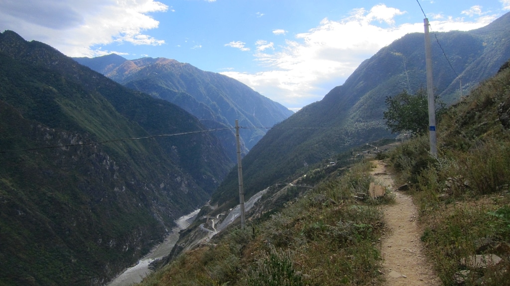 Les cables éléctrique t'emmerderont tout le long du chemin pour prendre des photos