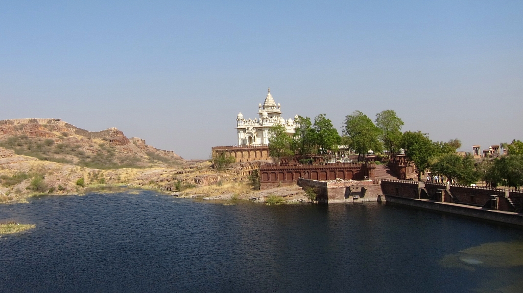 Le Jaswant Thada, mémorial au Maharaja Jaswant Singh II.