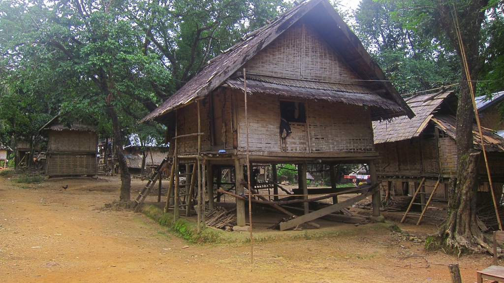 Premier village, Ban Houaysene