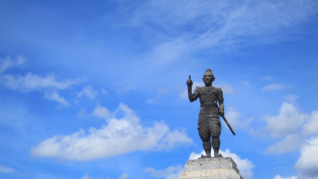 Vientiane - Statue