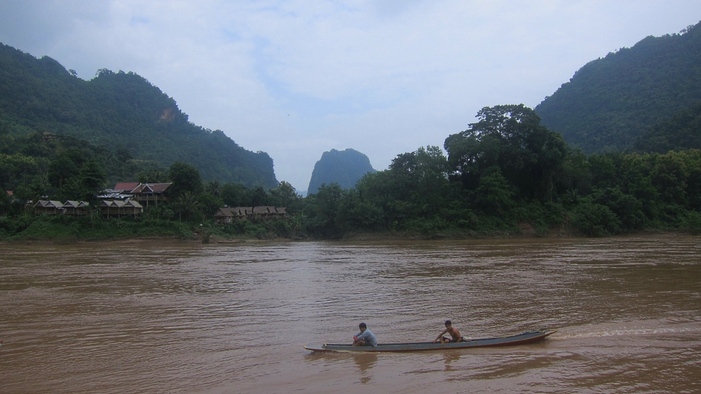 Nong Khiaw